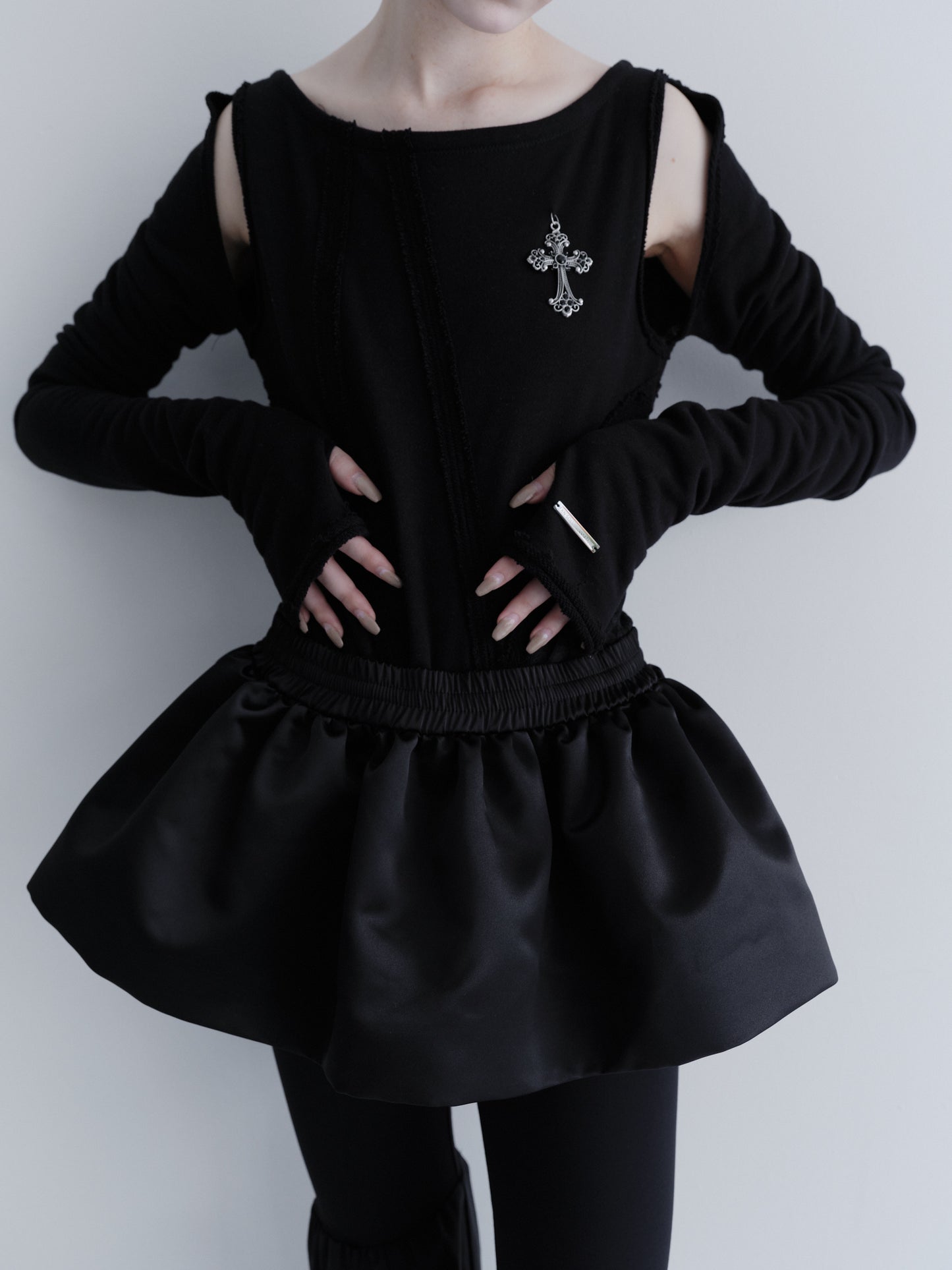 Midnight volume mini skirt
