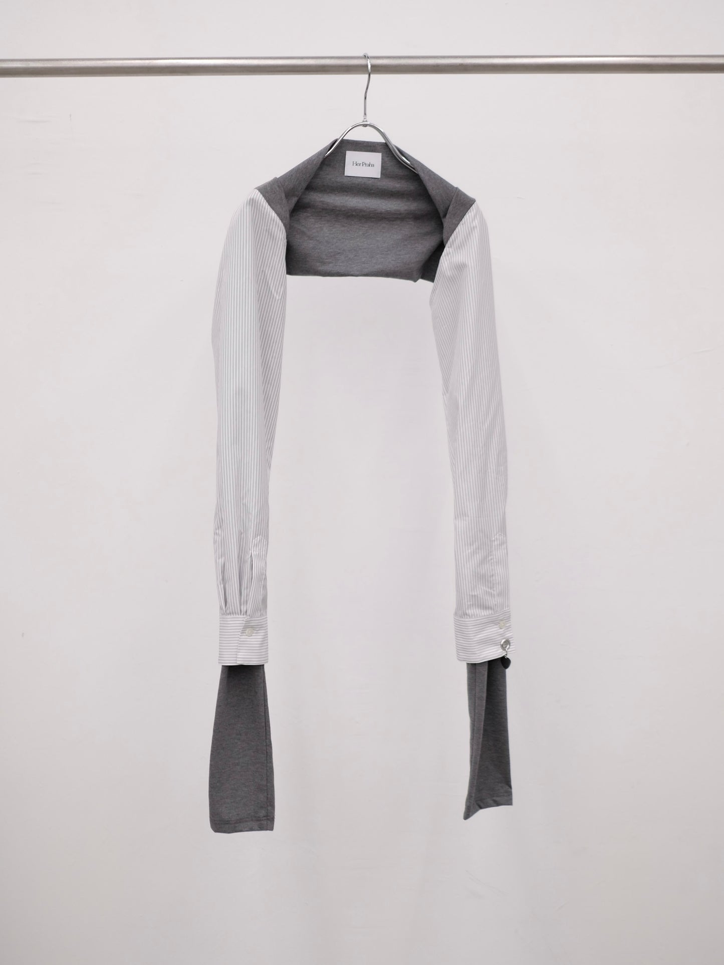 Docking shirt sleeves