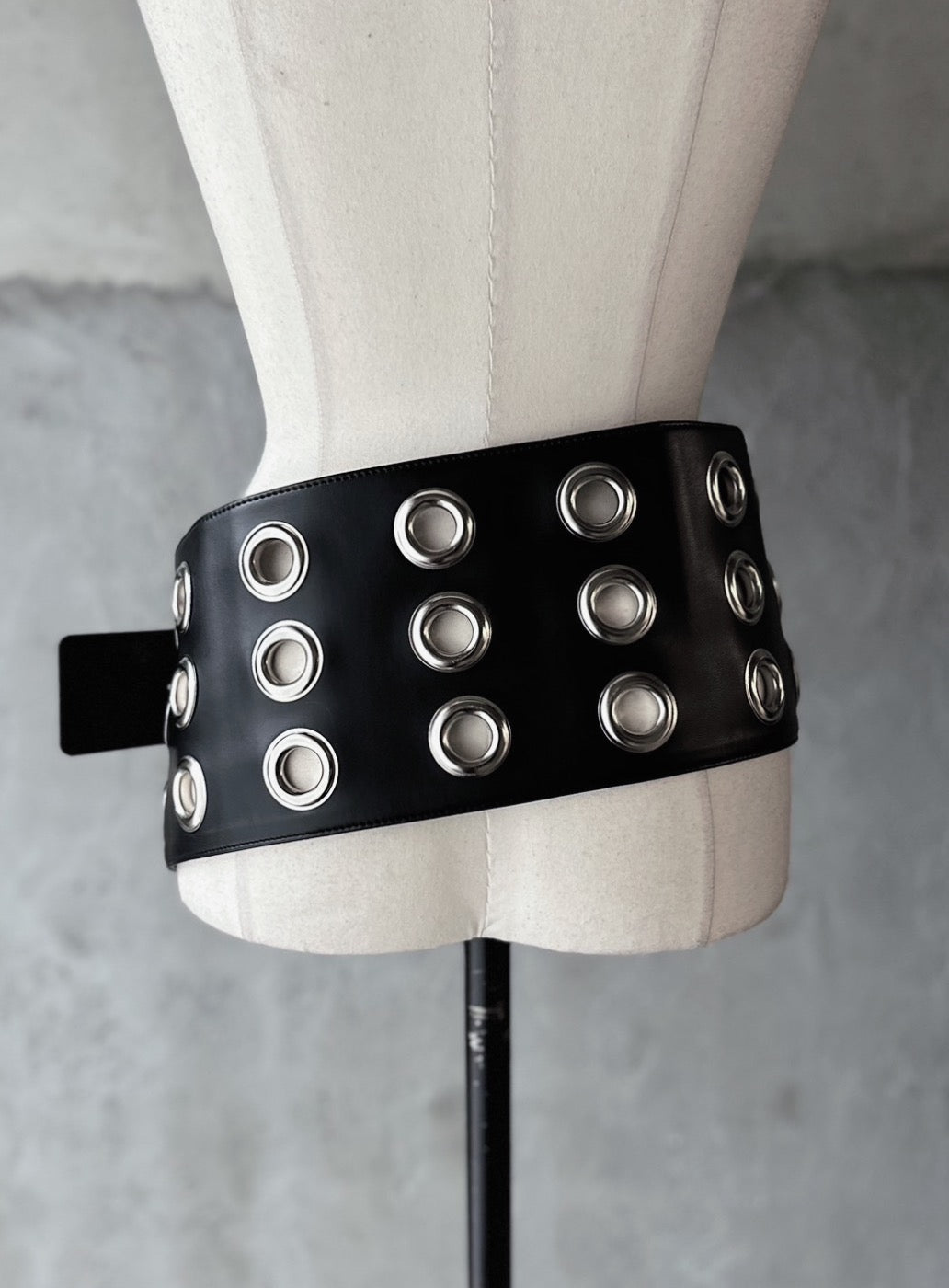 eyelet leather belt